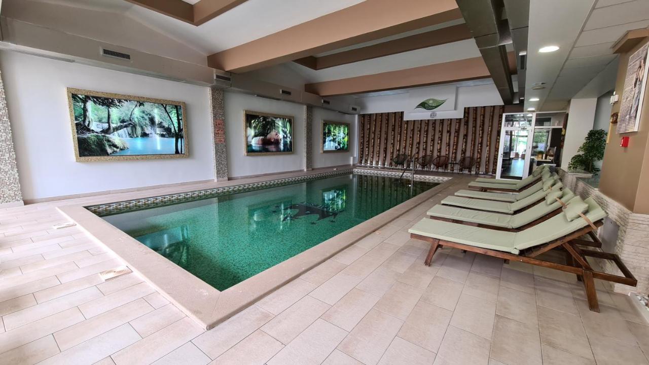 Hotel Royal Spa Баня-Ковиляча Екстер'єр фото